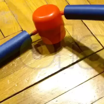 agrafka motylek do ćwiczeń mięsni ud ramion